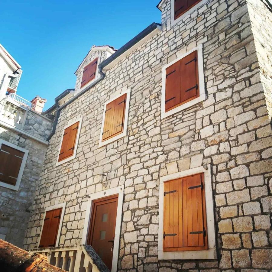 Vila Dora Supetar Apartment Luaran gambar