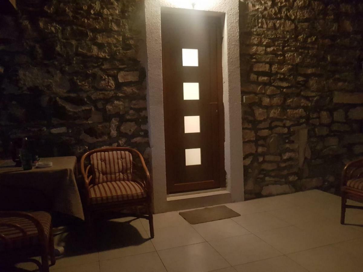 Vila Dora Supetar Apartment Luaran gambar
